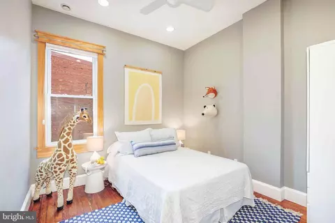 902 8th St NE, Washington, DC 20002 photo 25