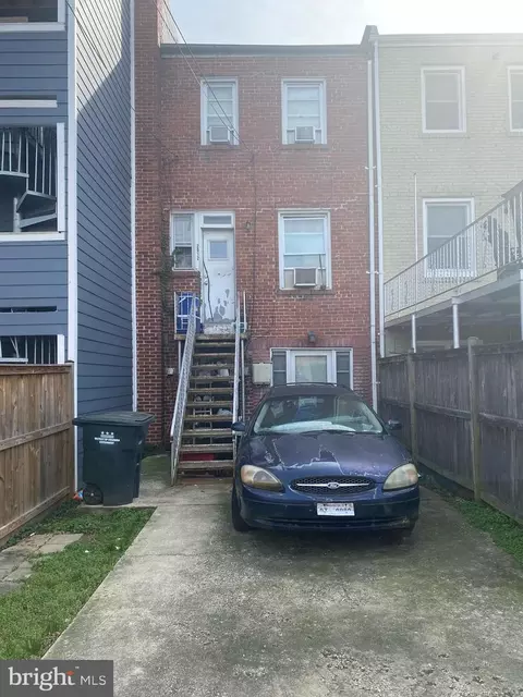 2012 C St NE, Washington, DC 20002 photo 2