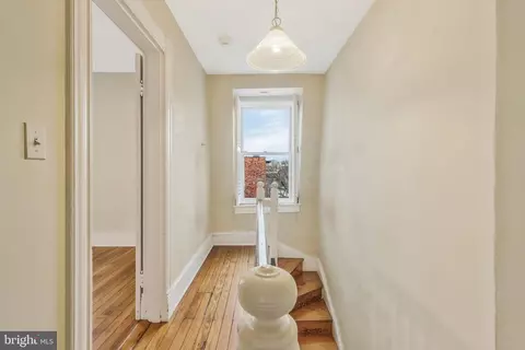 Entry Way - 1104 7th St NE, Washington, DC 20002 photo 6 of 6