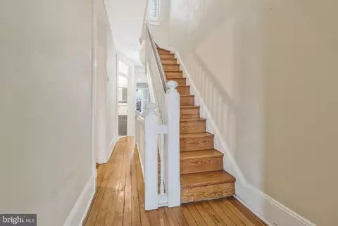 Entry Way - 1104 7th St NE, Washington, DC 20002 photo 4 of 6