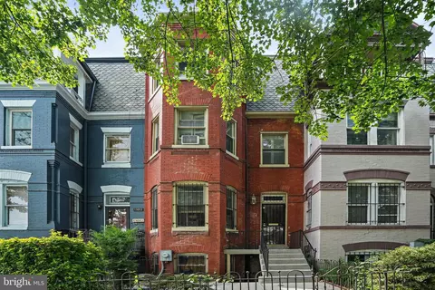Exterior - 1104 7th St NE, Washington, DC 20002 photo 2 of 7