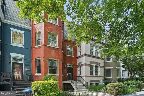 1104 7th St NE, Washington, DC 20002