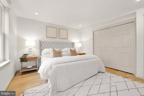 Bedroom - 252 13th St NE, Washington, DC 20002 photo 4 of 6