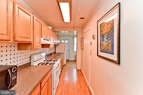 Kitchen - 316 17th St SE, Washington, DC 20003 photo 1 of 5