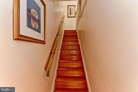 Entry Way - 316 17th St SE, Washington, DC 20003 photo 3 of 4