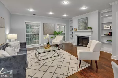 Living - 3209 Sutton Pl NW #A, Washington, DC 20016 photo 1 of 4