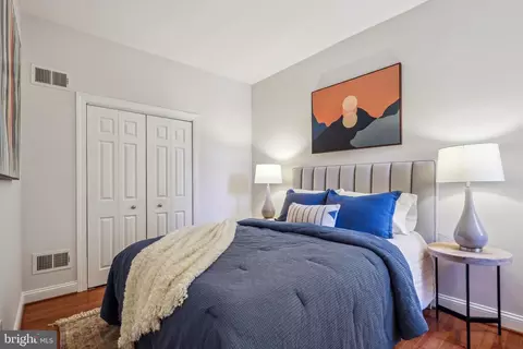 Bedroom - 730 4th St NE, Washington, DC 20002 photo 4 of 7