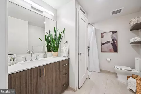 1211 Van St SE #1212, Washington, DC 20003 photo 11