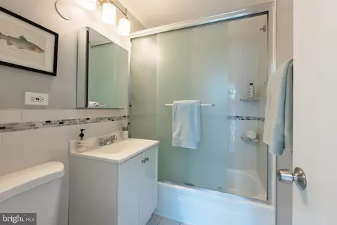 Bath - 710 3rd St SW, Washington, DC 20024 photo 1 of 2