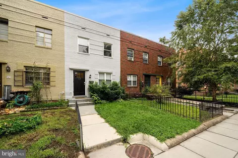 114 P St SW, Washington, DC 20024