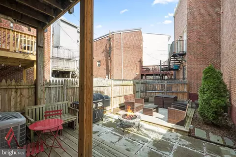 Exterior - 1719 5th St NW #B, Washington, DC 20001 photo 4 of 8