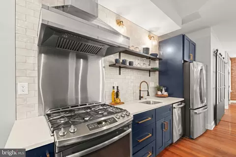 Kitchen - 1719 5th St NW #B, Washington, DC 20001 photo 5 of 9