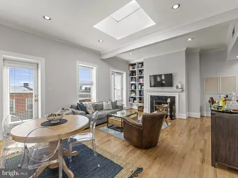 1807 California St NW #303, Washington, DC 20009
