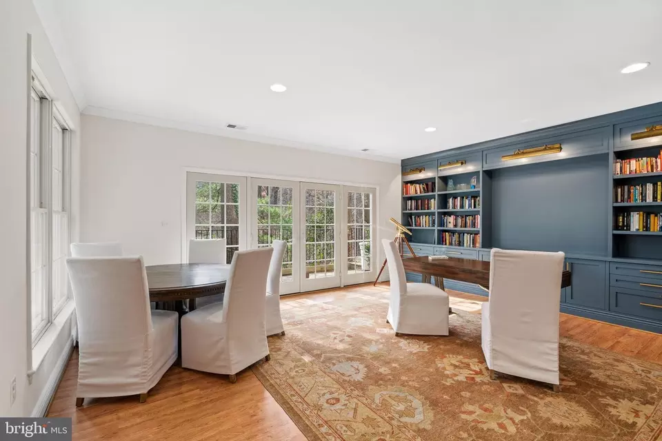 Dining - 3115 Normanstone Ter NW, Washington, DC 20008 photo 4 of 5