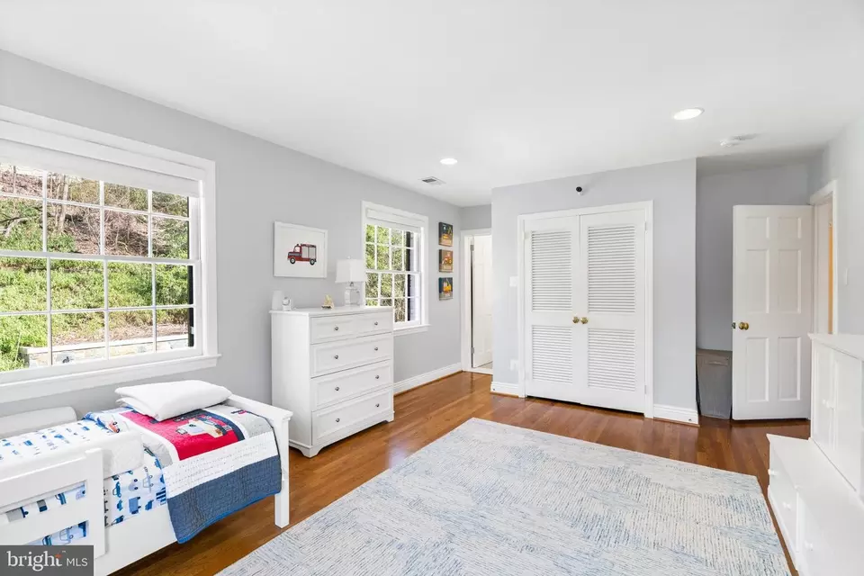 Bedroom - 3115 Normanstone Ter NW, Washington, DC 20008 photo 3 of 6