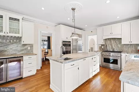Kitchen - 3115 Normanstone Ter NW, Washington, DC 20008 photo 1 of 4