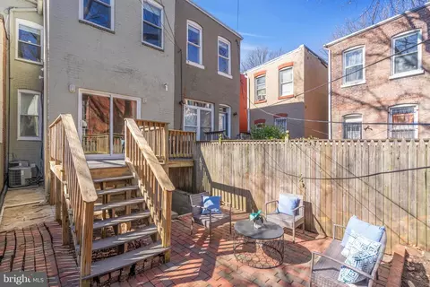 Exterior - 1429 3rd St NW, Washington, DC 20001 photo 3 of 7