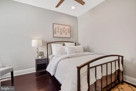 Bedroom - 1429 3rd St NW, Washington, DC 20001 photo 5 of 7