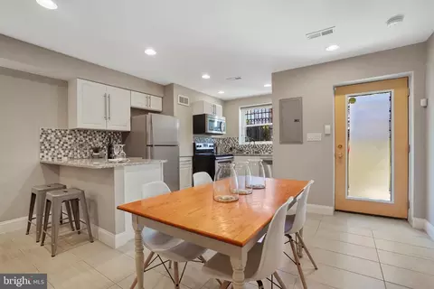 Kitchen - 1429 3rd St NW, Washington, DC 20001 photo 5 of 8