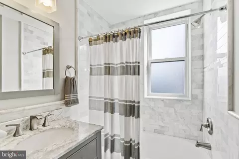 Bath - 1925 1st St NE, Washington, DC 20002 photo 4 of 5