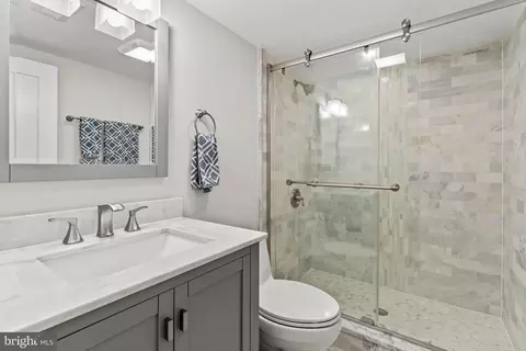 Bath - 1925 1st St NE, Washington, DC 20002 photo 5 of 5