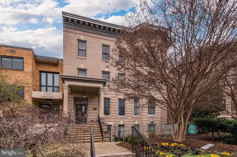 1323 Clifton St NW #33, Washington, DC 20009