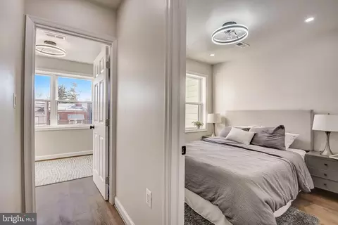 Bedroom - 337 17th Pl NE, Washington, DC 20002 photo 5 of 7