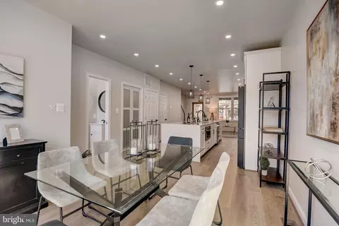 Dining - 337 17th Pl NE, Washington, DC 20002 photo 3 of 5