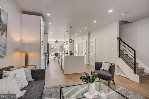 Living - 337 17th Pl NE, Washington, DC 20002 photo 1 of 6