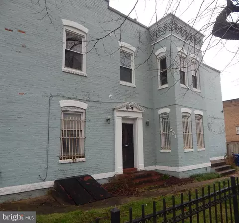 Exterior - 501 M St NE, Washington, DC 20002 photo 2 of 3