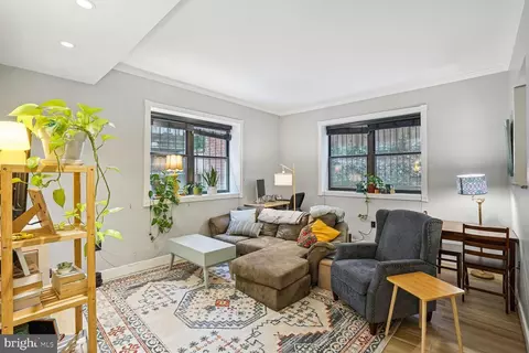 1727 R NW #B1, Washington, DC 20009