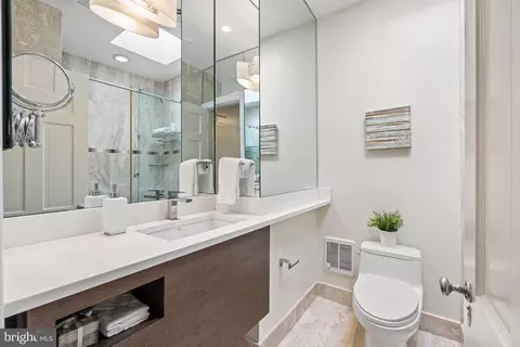 Bath - 3317 Dent Pl NW, Washington, DC 20007 photo 2 of 6