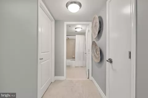 Entry Way - 915 E Street St NW #814, Washington, DC 20004 photo 1 of 2