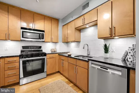 Kitchen - 915 E Street St NW #814, Washington, DC 20004 photo 4 of 4