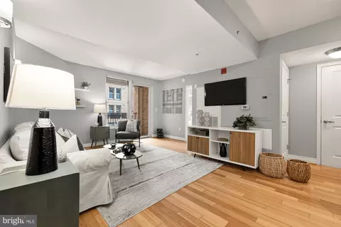 915 E Street St NW #814, Washington, DC 20004