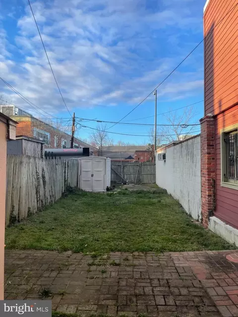 1412 D St SE, Washington, DC 20003 photo 2
