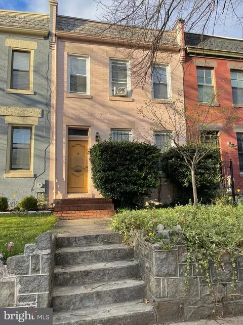 1412 D St SE, Washington, DC 20003