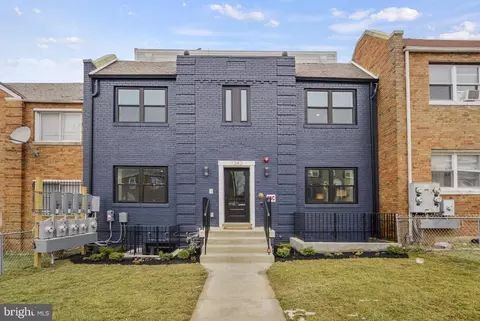1242 Meigs Pl NE #1, Washington, DC 20002