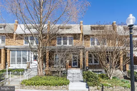 1724 C St NE, Washington, DC 20002