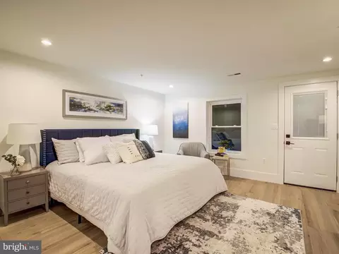 Bedroom - 917 7th St NE #1, Washington, DC 20002 photo 4 of 11