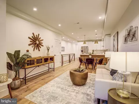 Living - 917 7th St NE #1, Washington, DC 20002 photo 1 of 12