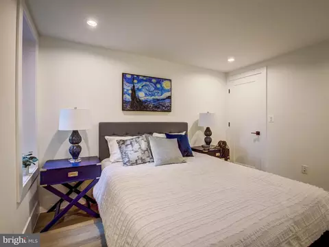 Bedroom - 917 7th St NE #1, Washington, DC 20002 photo 3 of 11