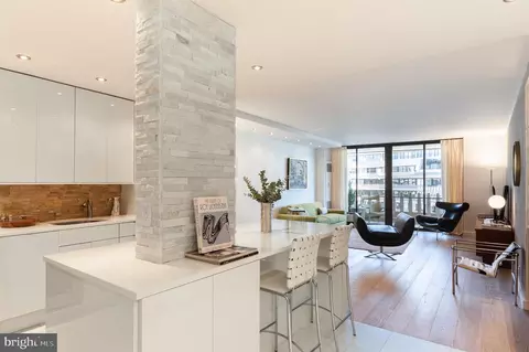 700 New Hampshire Ave NW #1216, Washington, DC 20037