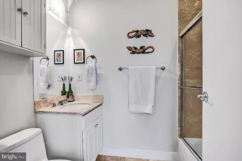 Bath - 2357 Champlain St NW #302, Washington, DC 20009 photo 2 of 2