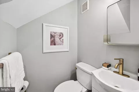 Bath - 331 K St NE, Washington, DC 20002 photo 1 of 2