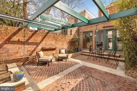Exterior - 606 A St NE, Washington, DC 20002 photo 9 of 13