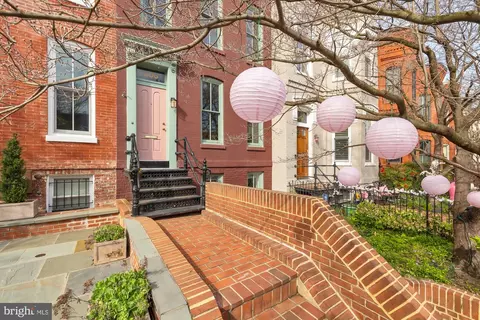 View/Area - 606 A St NE, Washington, DC 20002 photo 1 of 1