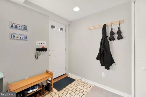 Entry Way - 606 A St NE, Washington, DC 20002 photo 3 of 3