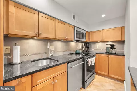 Kitchen - 606 A St NE, Washington, DC 20002 photo 11 of 11