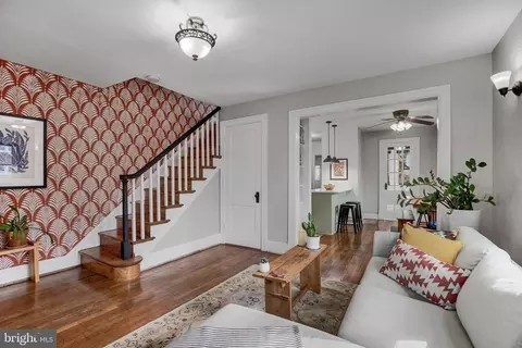 6313 9th St NW, Washington, DC 20011